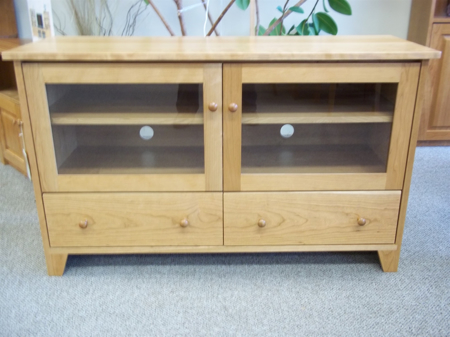 Cherry Shaker Tv Cabinet With Storage, Cherry Media Cabinet With Doors