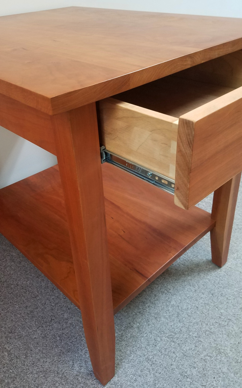 Cherrystone Furniture Cherry Shaker End Table w/Drawer and Shelf